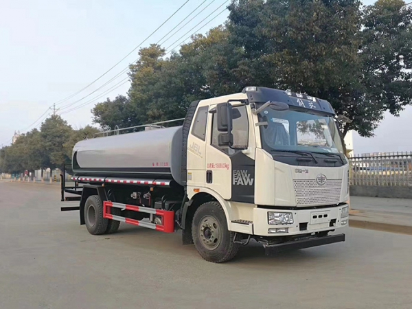 解放J6L14噸綠化噴灑車