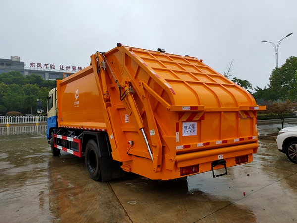 東風天錦12-14方壓縮垃圾車