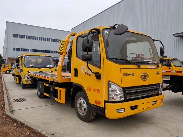 解放虎VN藍牌一拖二平闆清障車