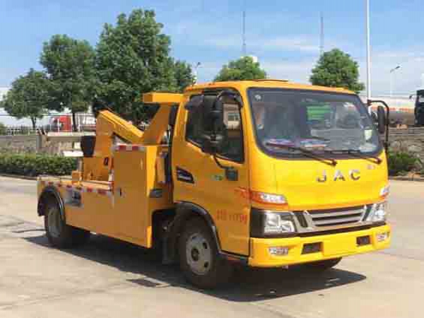 江淮駿鈴3噸拖吊聯體清障車