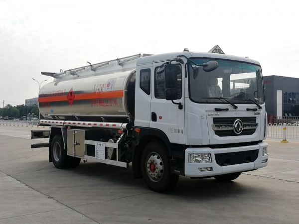 東風多利卡D9單橋16.5方鋁合金運油車