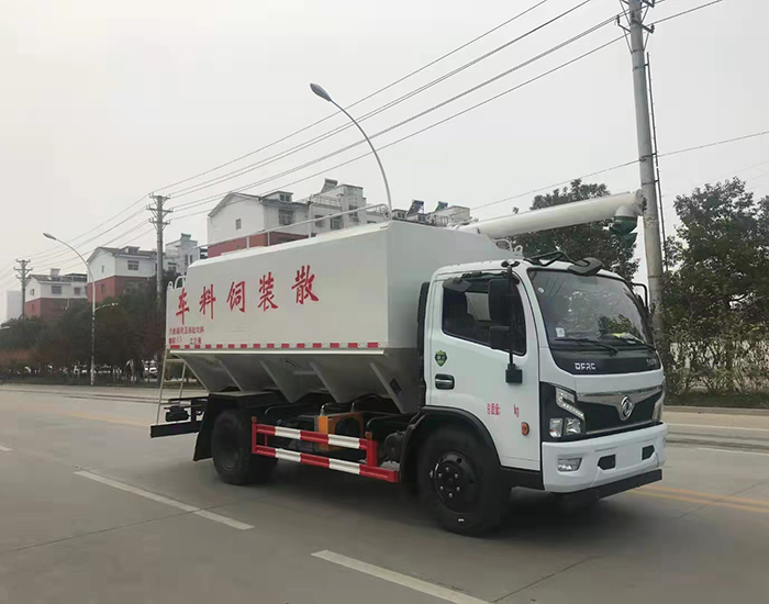 東風福瑞卡14方飼料車